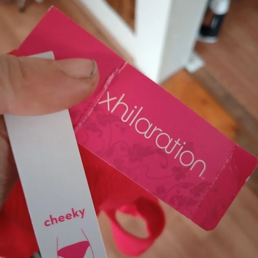 Xhilaration two-piece swimsuit size small NWT (Swi001)
